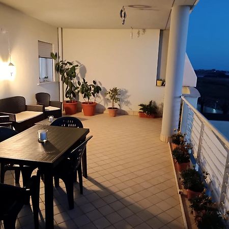 Armareaoverseassuites 1 Фьюмичино Экстерьер фото